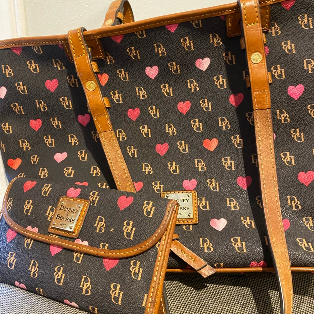 Dooney bag and wallet only serious inquiries